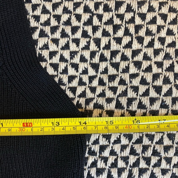 Aritzia Wilfred San Clemente Black Knit Sleeveless Crop Top Medium - Picture 6 of 9